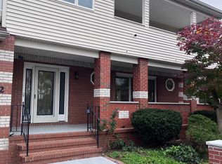 12 Orchard Ln, Bordentown, NJ 08505