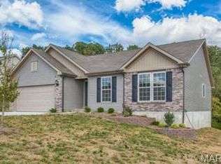774 Bridgewater Xing, Villa Ridge, MO 63089