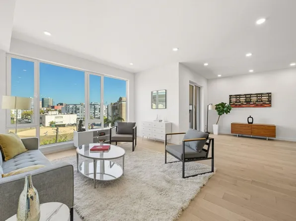 425 3rd Street image 2 of 41