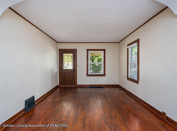 4th image of 1529 Illinois Ave