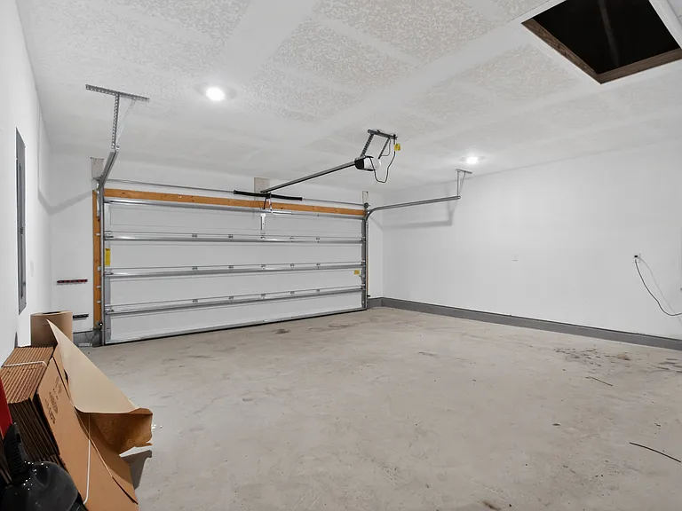 6817 Interlachen Ln — Photo 18