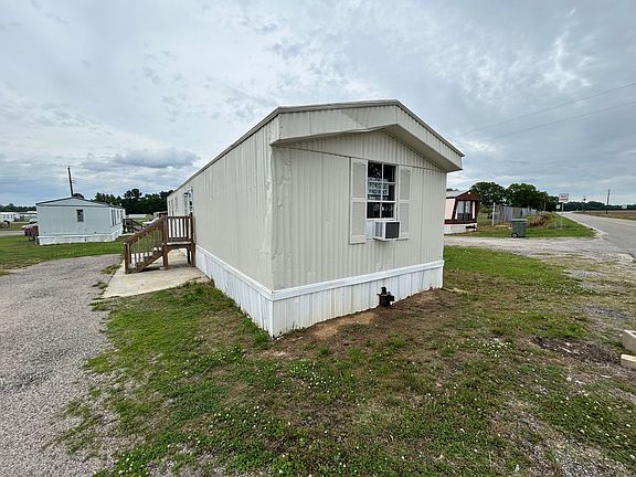 2nd image of 314 Mark Rd