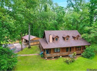 14253 Oakwood Ln, Denham Springs, LA 70726