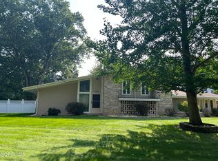 1763 Fallbrook Rd, Toledo, OH 43614
