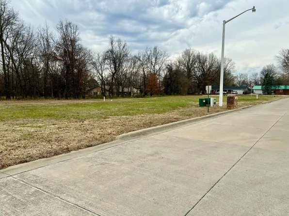 Lot 13 N Chicago Avenue, Bolivar, MO 65613