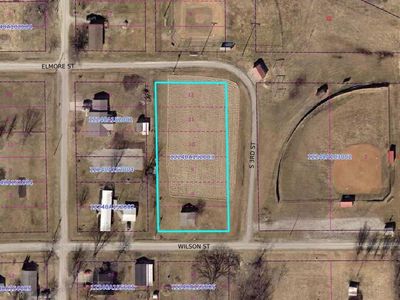 E 3rd St, Seymour, IA, 52590