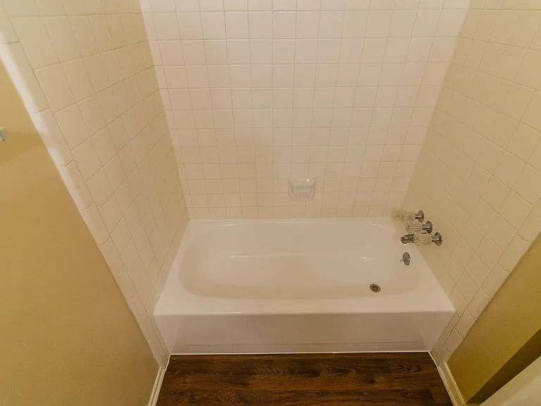 821 Stone Trail Dr — Photo 8
