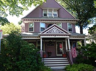 5 Menlo St, Brighton, MA 02135