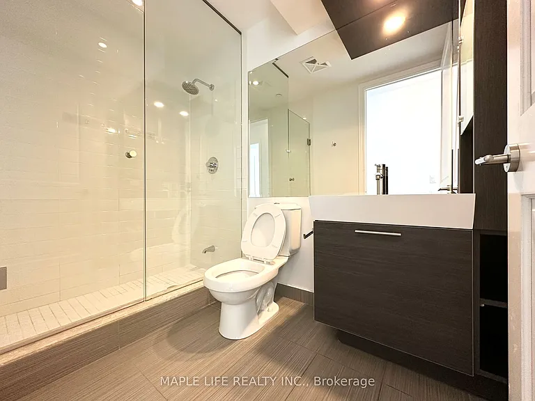388 Yonge St #6110 — Photo 13