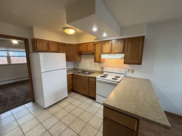 1320 Bainbridge St, 1320 Bainbridge St #4, La Crosse, WI 54603