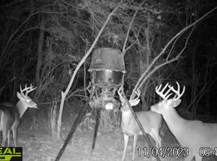 2056 Perrett Rd, Hazlehurst, MS 39083