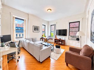 101 W 74th St #5W, New York, NY 10023