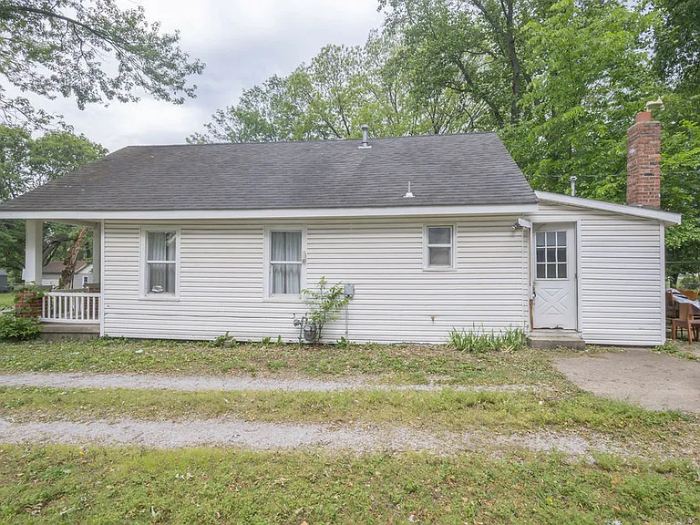 304 W Fort Scott St — Photo 17