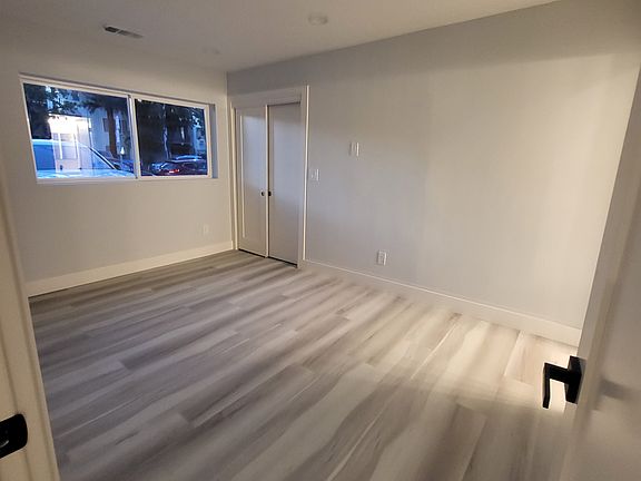 2nd image of 1524 Flanigan Dr #2