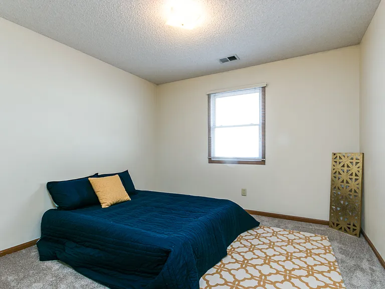 1620 McCain Ln — Photo 11