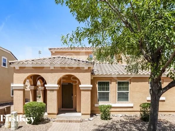 2226 S Buckaroo Trl, Gilbert, AZ 85295