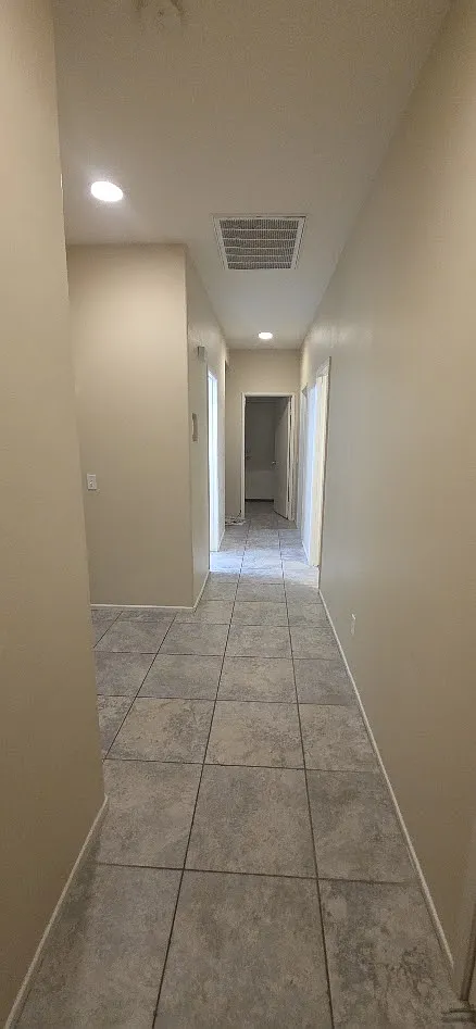 64076 Dolomite Ct — Photo 3