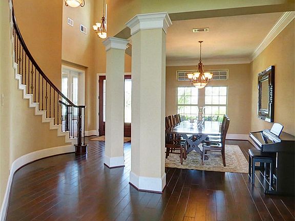 5th image of 25215 Springwood Lake Dr