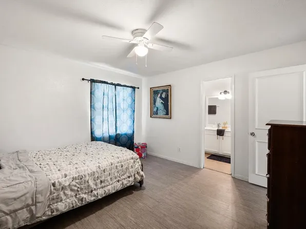 7000 Greenview Cir N, Fort Worth, TX 76120