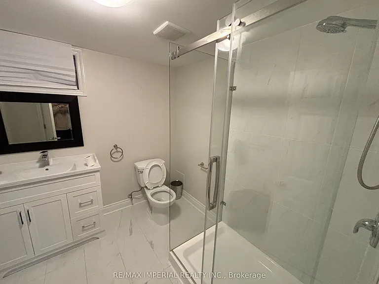 98 McMorran Cres — Photo 25