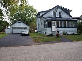 2nd image of 13 5th Ave