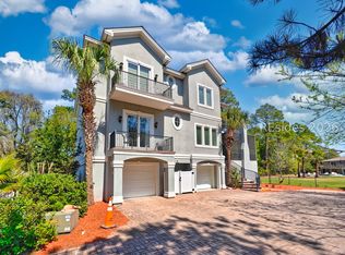 7 Abalone Ln, Hilton Head Island, SC 29928