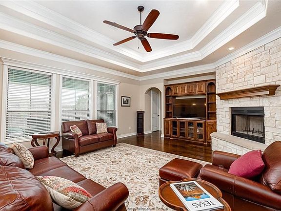 5th image of 4634 River Rock Dr