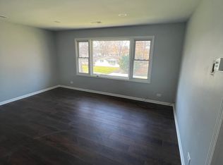 2021 Grove Ave APT 2, North Chicago, IL 60064