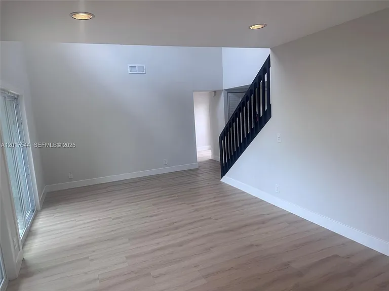 6532 NW 170th Ter — Photo 19