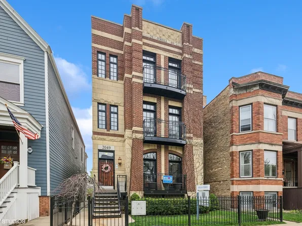 2049 W Addison St #3, Chicago, IL 60618