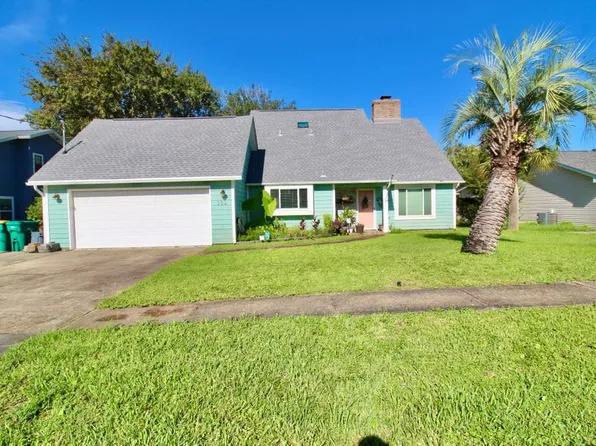 352 Sailfish Dr, Destin, FL 32541