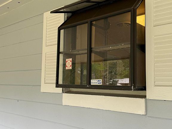 4th image of 6528 MITFORD Road