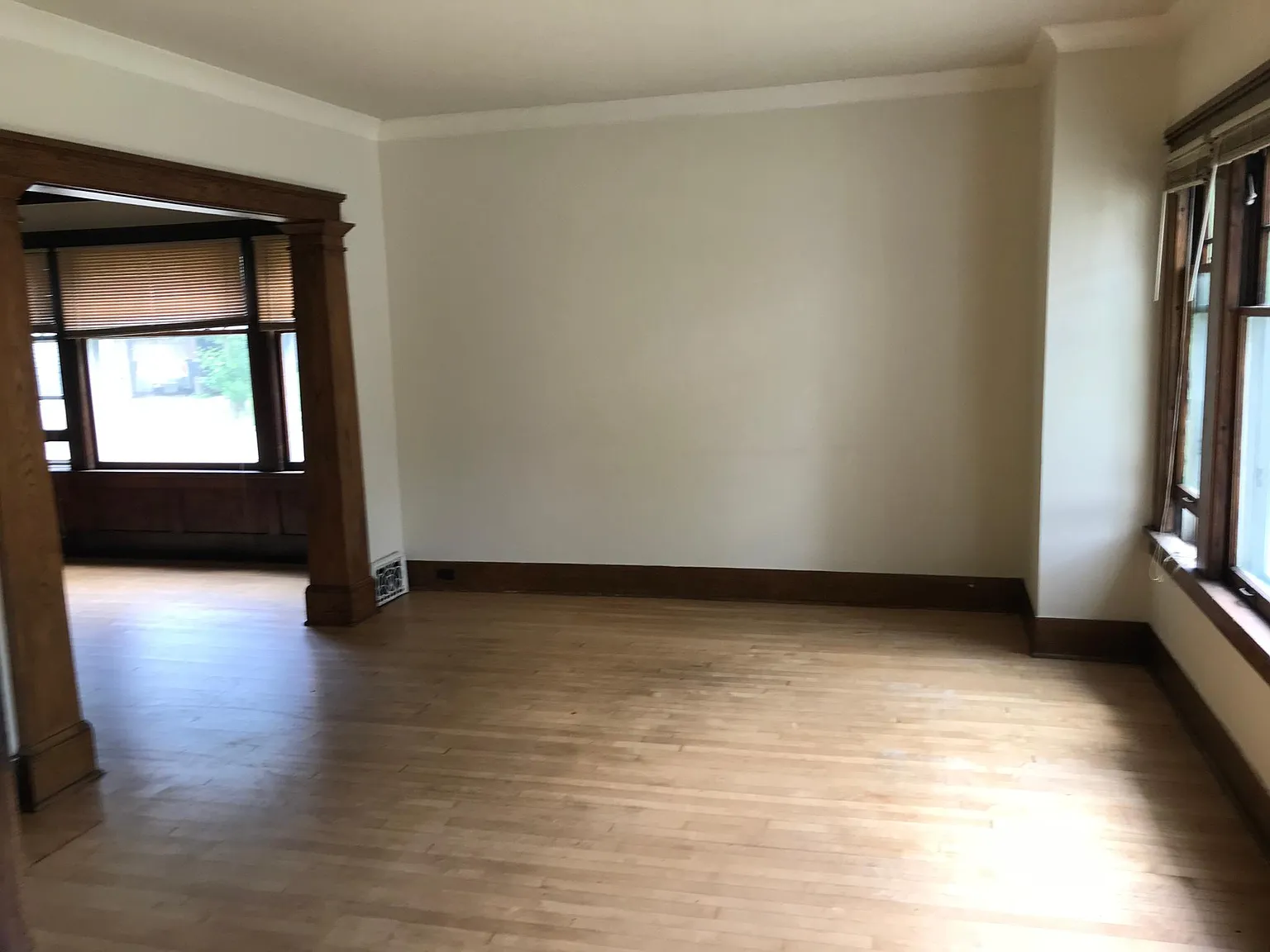 3 bed, 1300 sqft, $1,785 — Photo 3