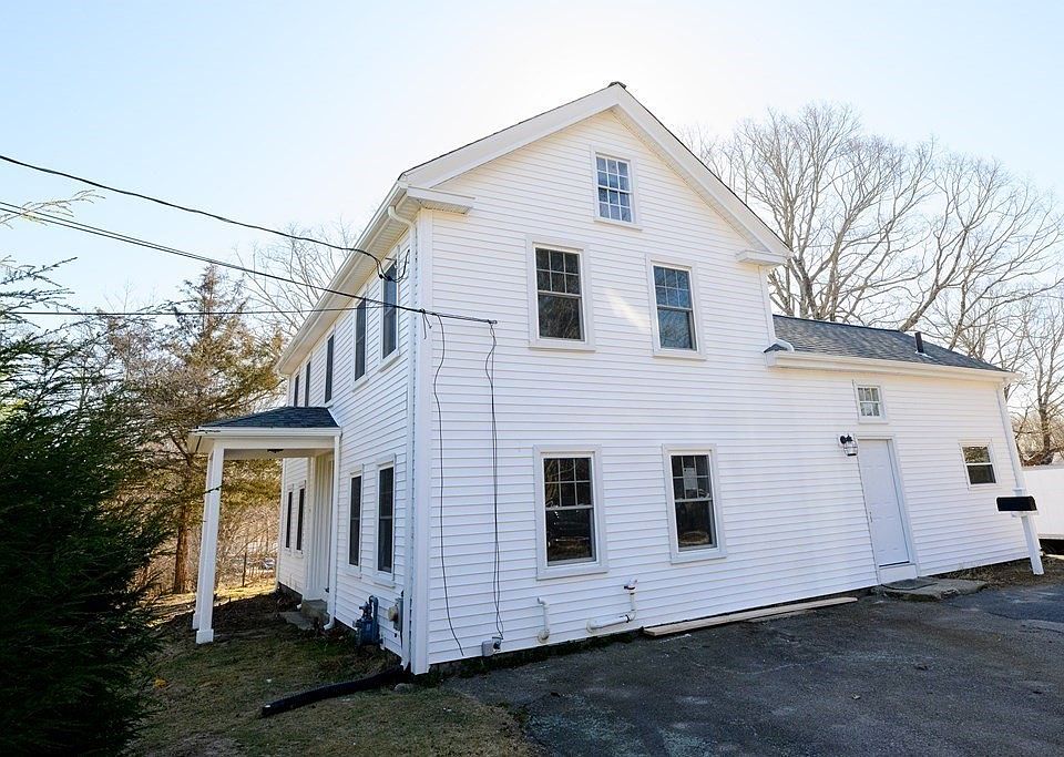 21 High St A, Medway, MA 02053 Zillow
