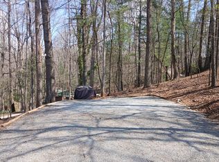 107 7th St, Ellijay, GA 30540