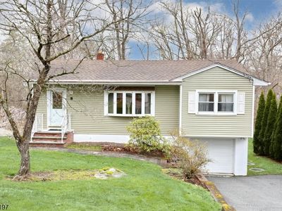 8 Beech Ct, Ringwood, NJ, 07456