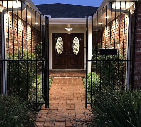 2nd image of 3701 N Turnbull Dr