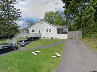 194 Spring St, Catskill, NY 12414