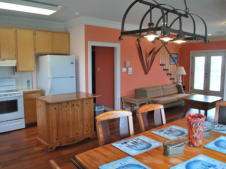 270 Empire Loop N — Photo 10
