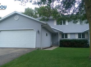 601 Louis Ct, Deforest, WI 53532