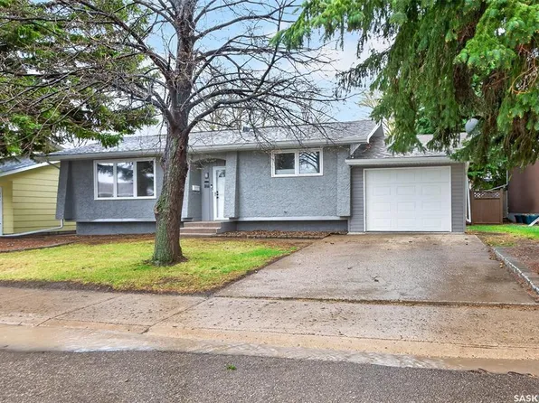 1227 Pascoe DRIVE E, Moose Jaw, SK S6H 7A2