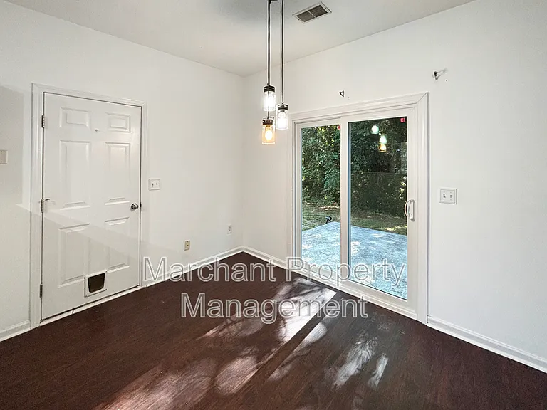 1 Appleton Ln — Photo 9