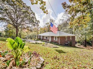 609 Memorial Drive Ext, Greer, SC 29651