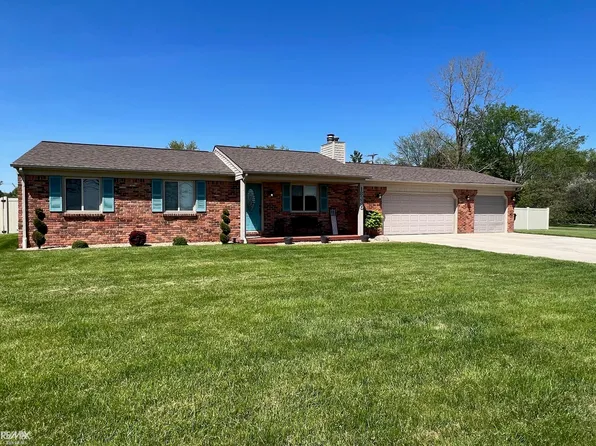 18335 32 Mile Rd, Armada, MI 48005
