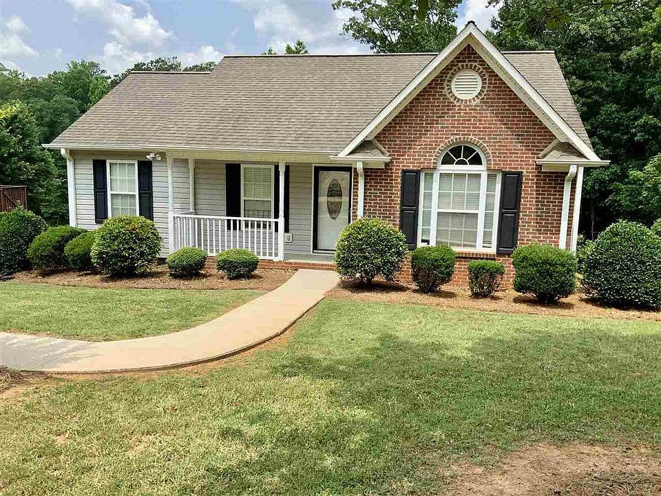 1st image of 212 Cotton Creek Dr