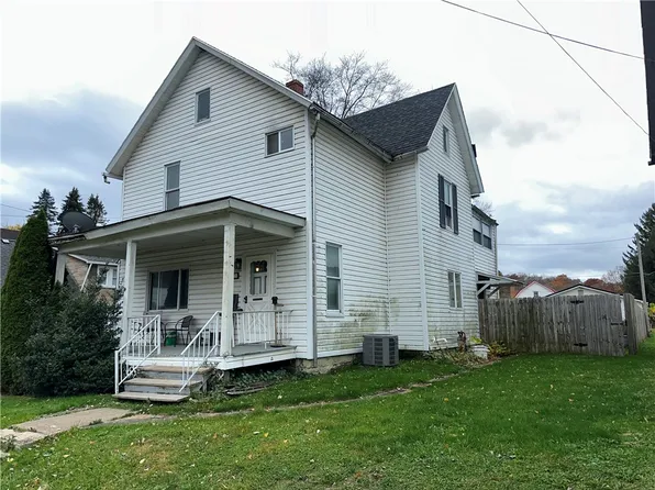 138 Main St, Bruin, PA 16022