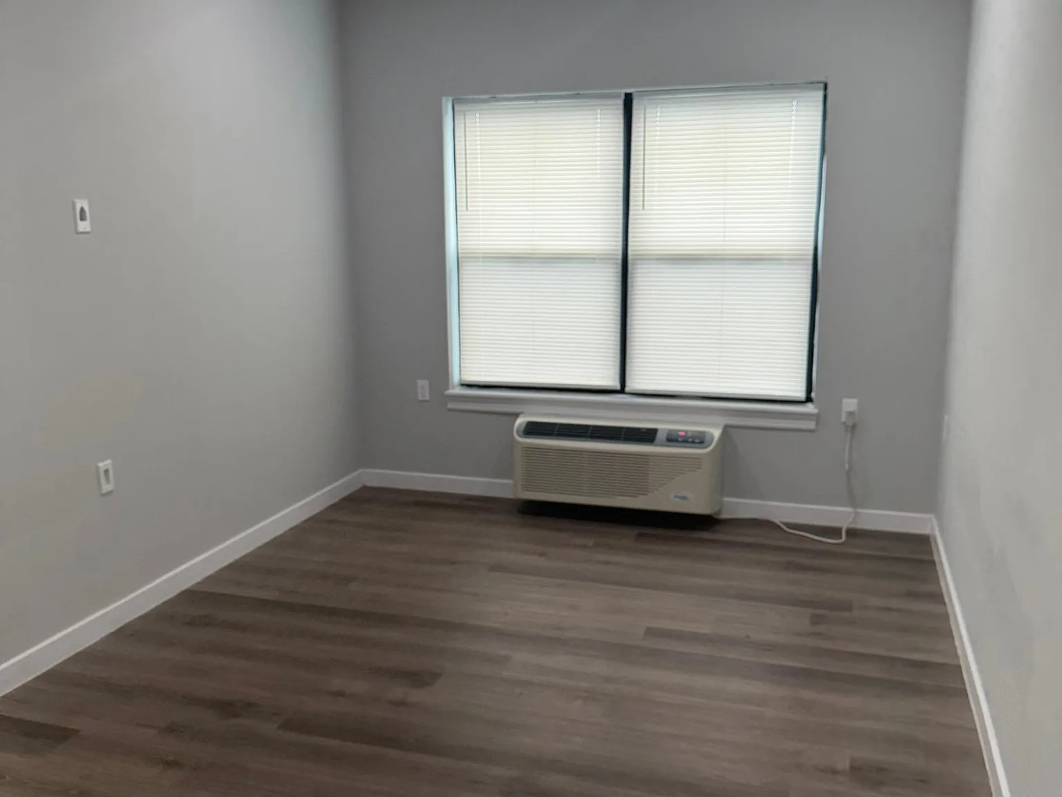 1 bed, $1,800 — Photo 2