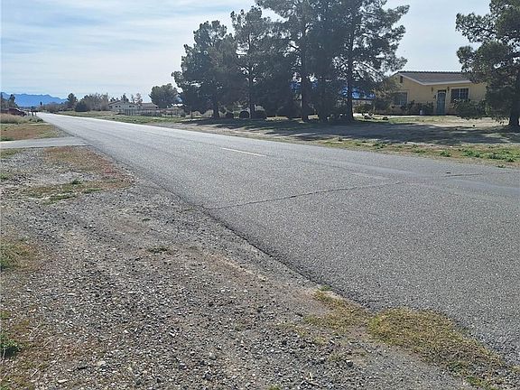 4th image of 2801 S Rainbow Ave