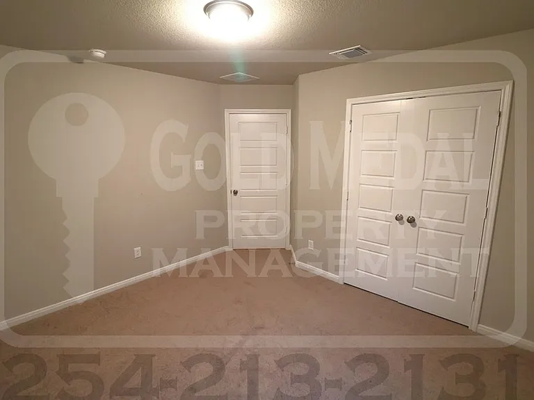 1810 Horatio St — Photo 14
