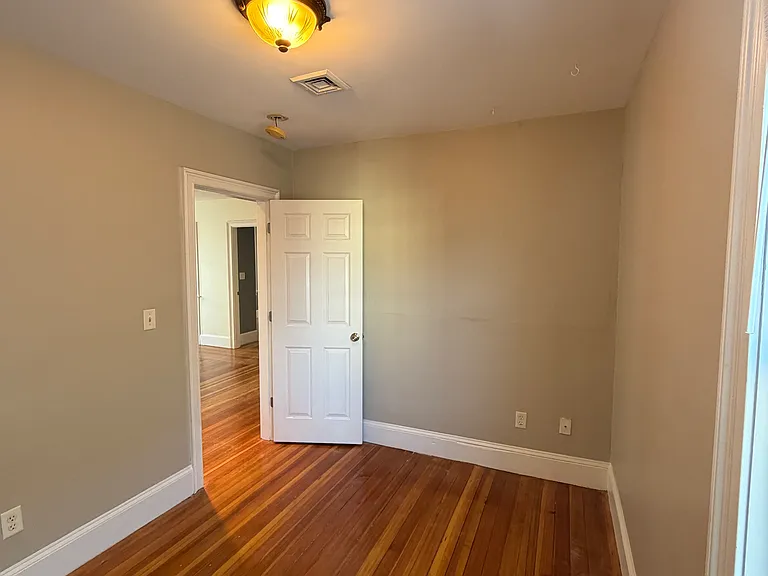 45 Houghton St #2 — Photo 12
